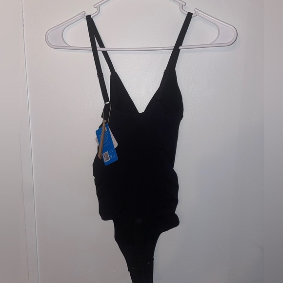 SHAPELLX Seamless Bodysuit for Women Tummy Control NWT XS/S - Picture 8 of 9